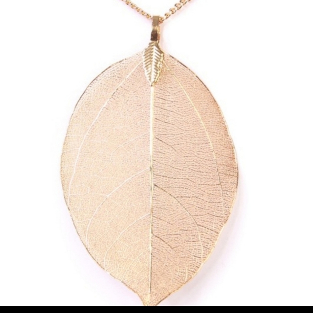 Light Gold Large Leaf Pendant Necklace - Picture 5 of 5